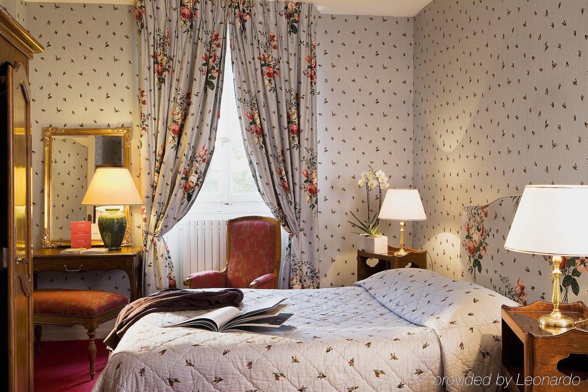 Chateau De Divonne Habitación foto